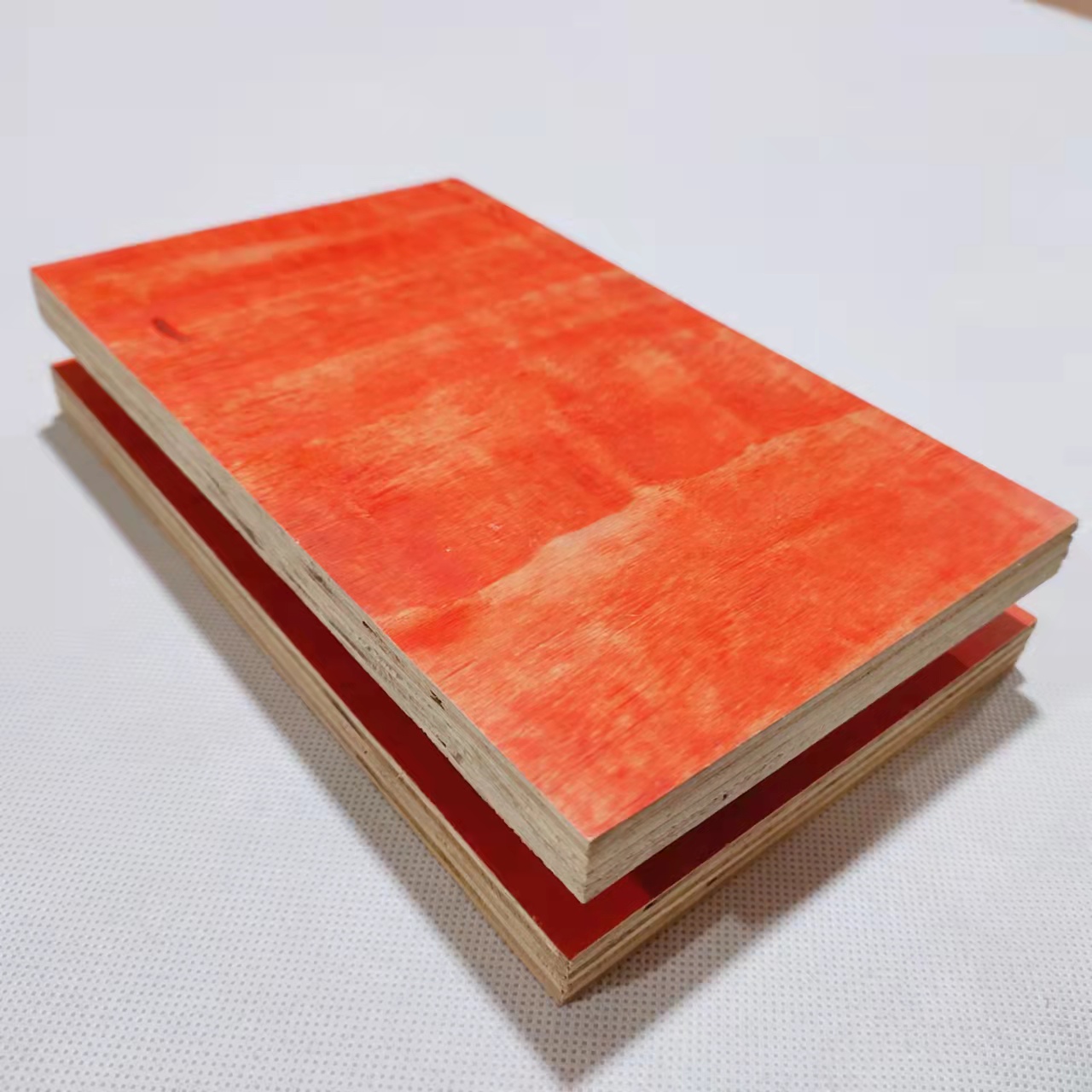 不同膠水生產的建筑模板在建筑工程中具有哪些優勢 不同膠水生產的建筑模板在建筑工程中具有哪些優勢