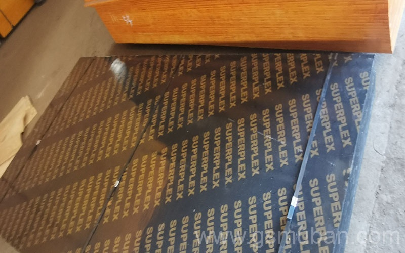 清水木模板價格是多少？影響清水模板價格的幾個因素